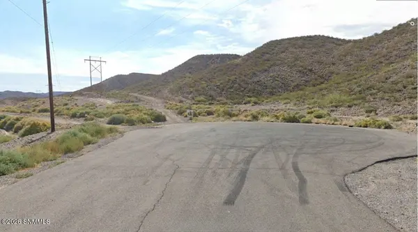 805, 825 Spring Canyon RD, Hatch, NM 87937