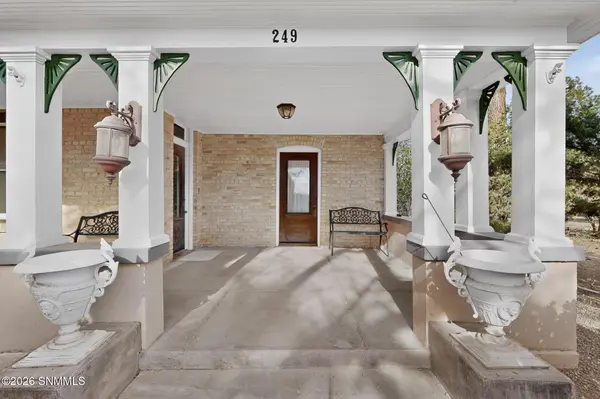 249 S Miranda ST, Las Cruces, NM 88005