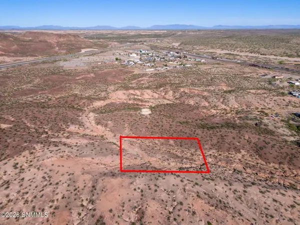600 Toltec RD, Rincon, NM 87940