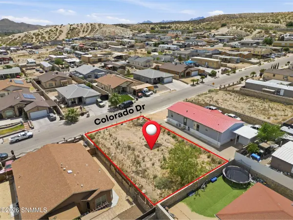 304 Colorado DR, Sunland Park, NM 88063