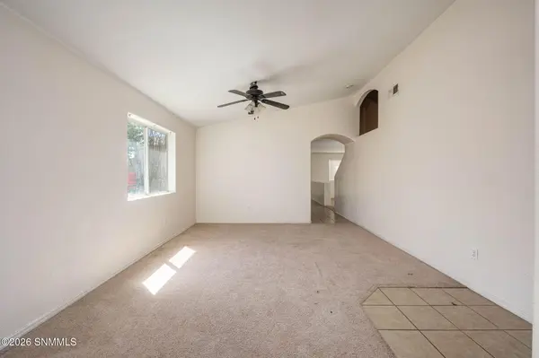 6118 Blue Mountain DR, Las Cruces, NM 88012