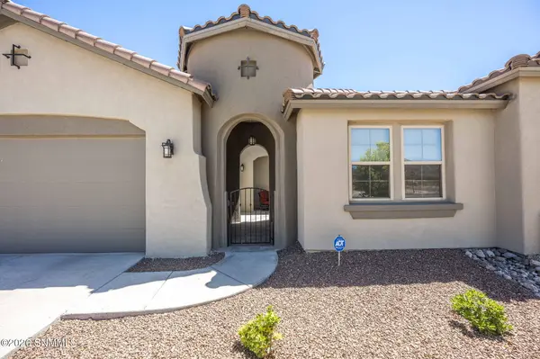 391 Red Cap CT, Las Cruces, NM 88007
