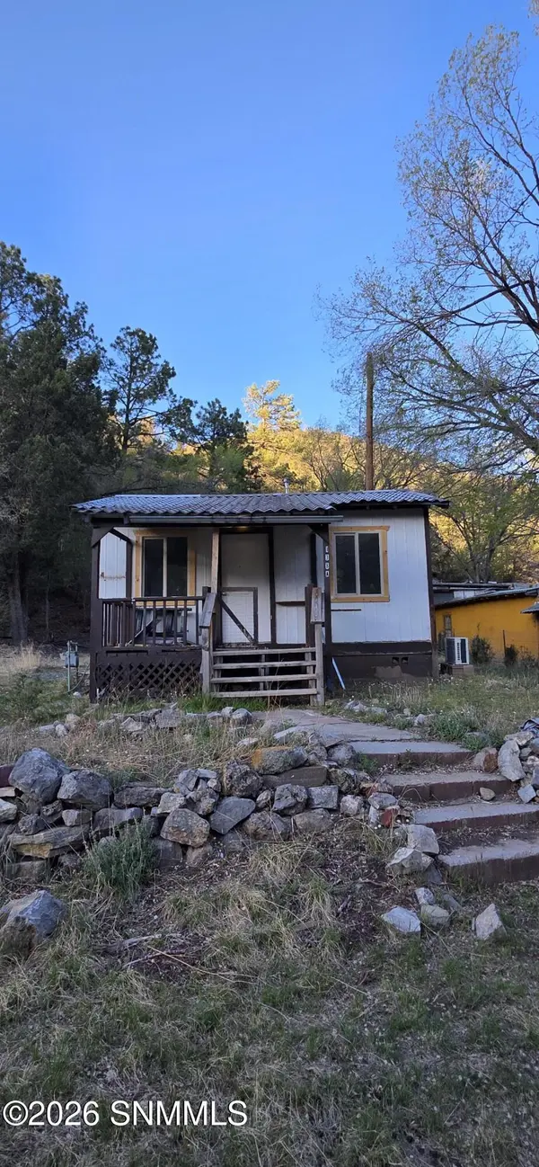 138 Paradise Canyon DR, Ruidoso, NM 88345