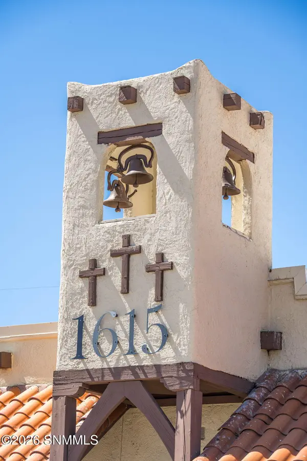 1615 N Solano DR #B, Las Cruces, NM 88001