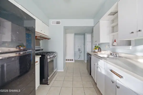 1605 Stull DR, Las Cruces, NM 88001