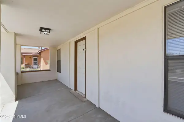 3201 Oak ST, Las Cruces, NM 88005