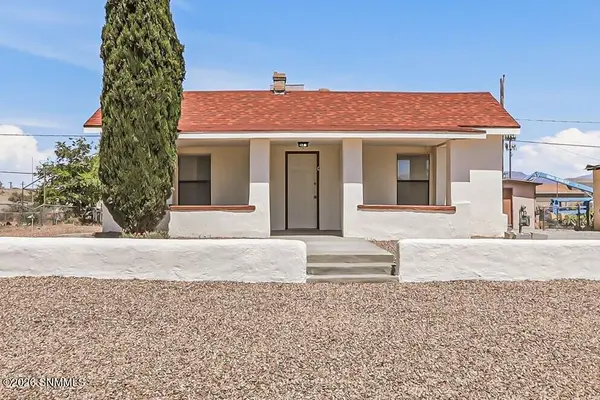 3201 Oak ST, Las Cruces, NM 88005