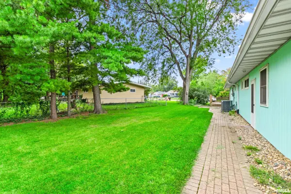 2836 N HARPER TER, Peoria, IL 61604