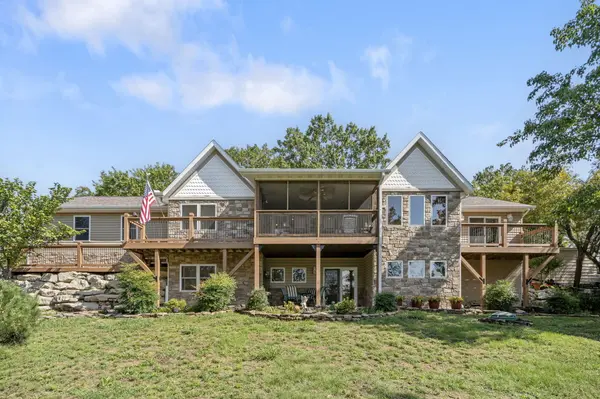 19 Redbud Lane, Kimberling City, MO 65686