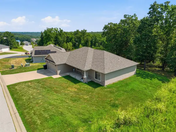 16589 Hosanna Drive, St. Robert, MO 65584