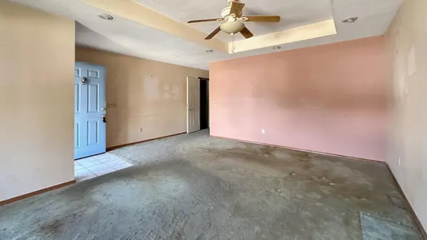 3150 S Sagamont Avenue, Springfield, MO 65807