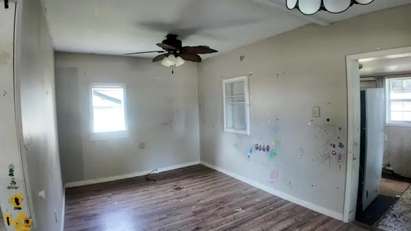 1947 N Old Orchard AVE, Springfield, MO 65803