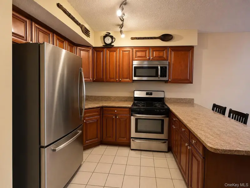 54-09 108th ST #1C, Corona, NY 11368