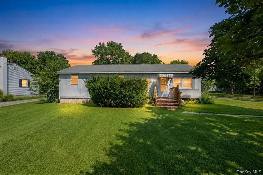 2600 Boisseau AVE, Southold, NY 11971