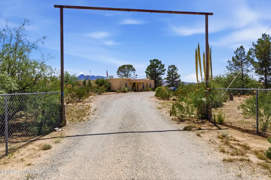 469 De Lara Estates RD, Chaparral, NM 88081