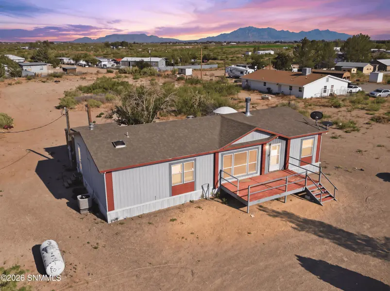3255 NW North LN, Deming, NM 88030