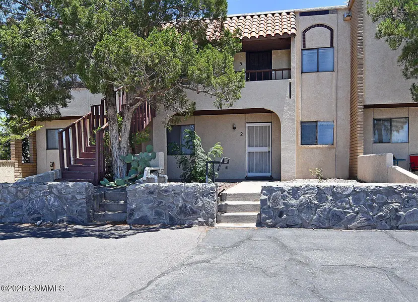 2930 Claude Dove DR #APT 2, Las Cruces, NM 88011