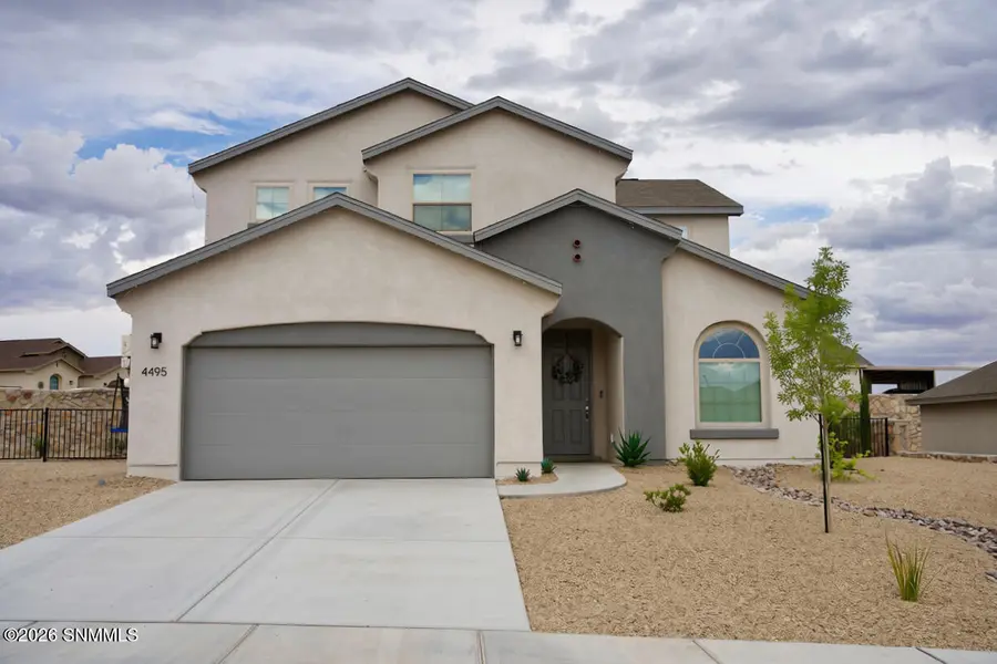 4495 Red Mountain CIR, Las Cruces, NM 88012