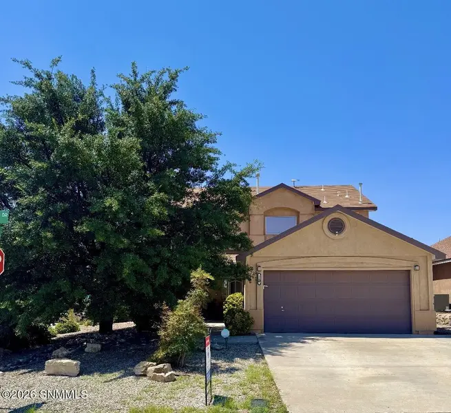 1127 Steins DR, Las Cruces, NM 88012