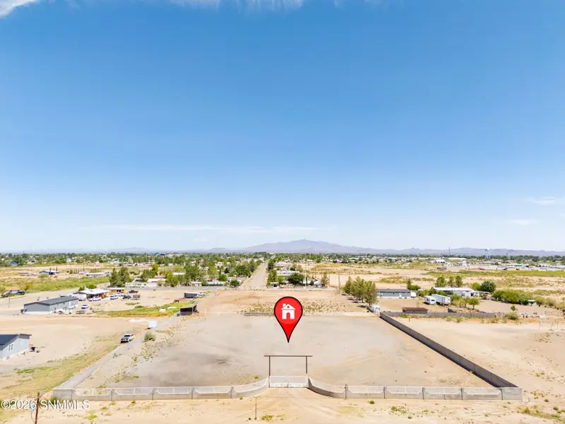 55 1/2 SE Dona Ana RD, Deming, NM 88030