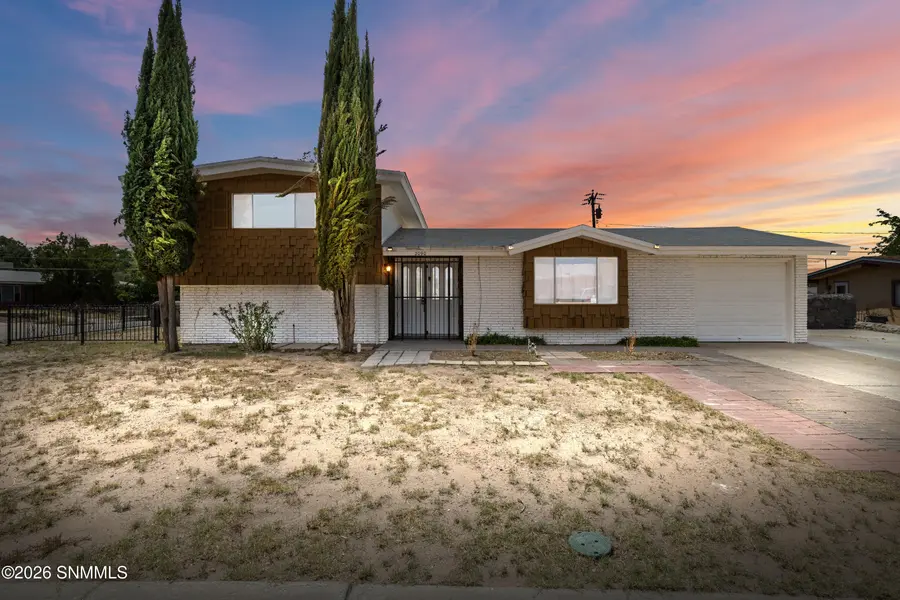 2090 Payne CT, Las Cruces, NM 88001