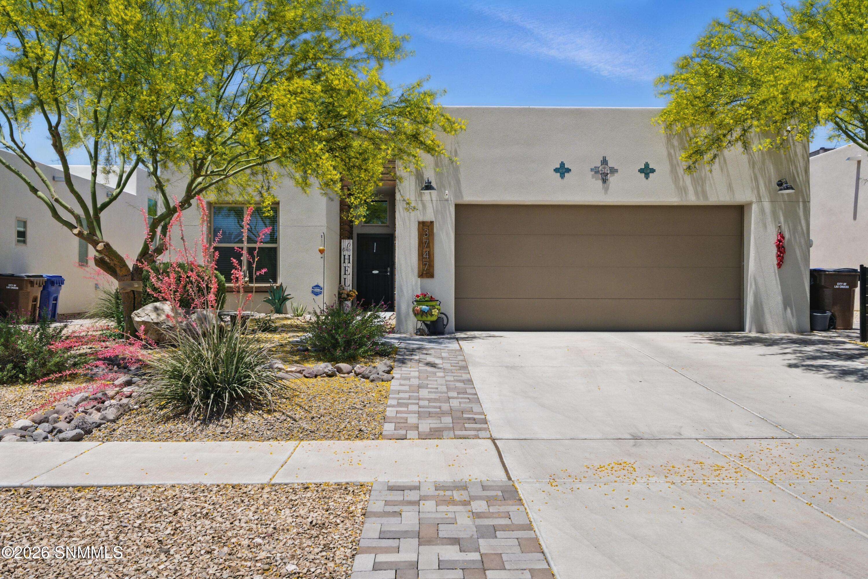 3747 Golden Echo LOOP, Las Cruces, NM 88012