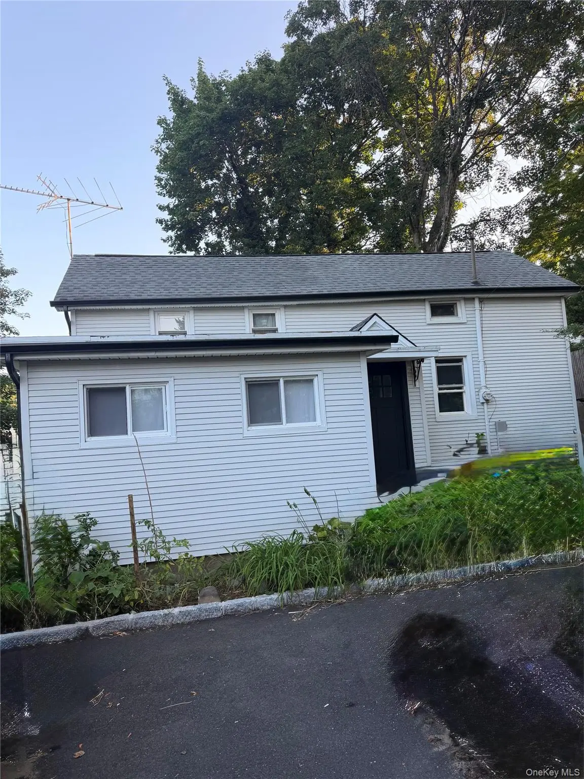 66 Valentine ST, Glen Cove, NY 11542