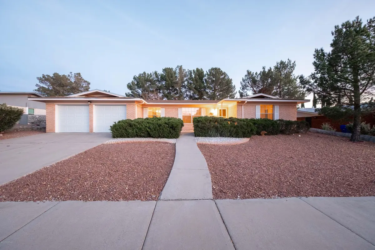 1713 Pomona DR, Las Cruces, NM 88011