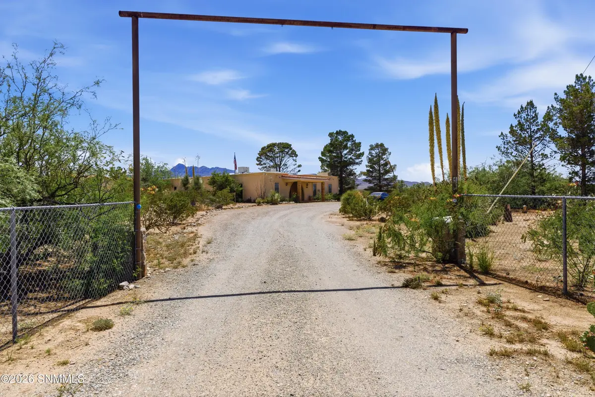 469 De Lara Estates RD, Chaparral, NM 88081