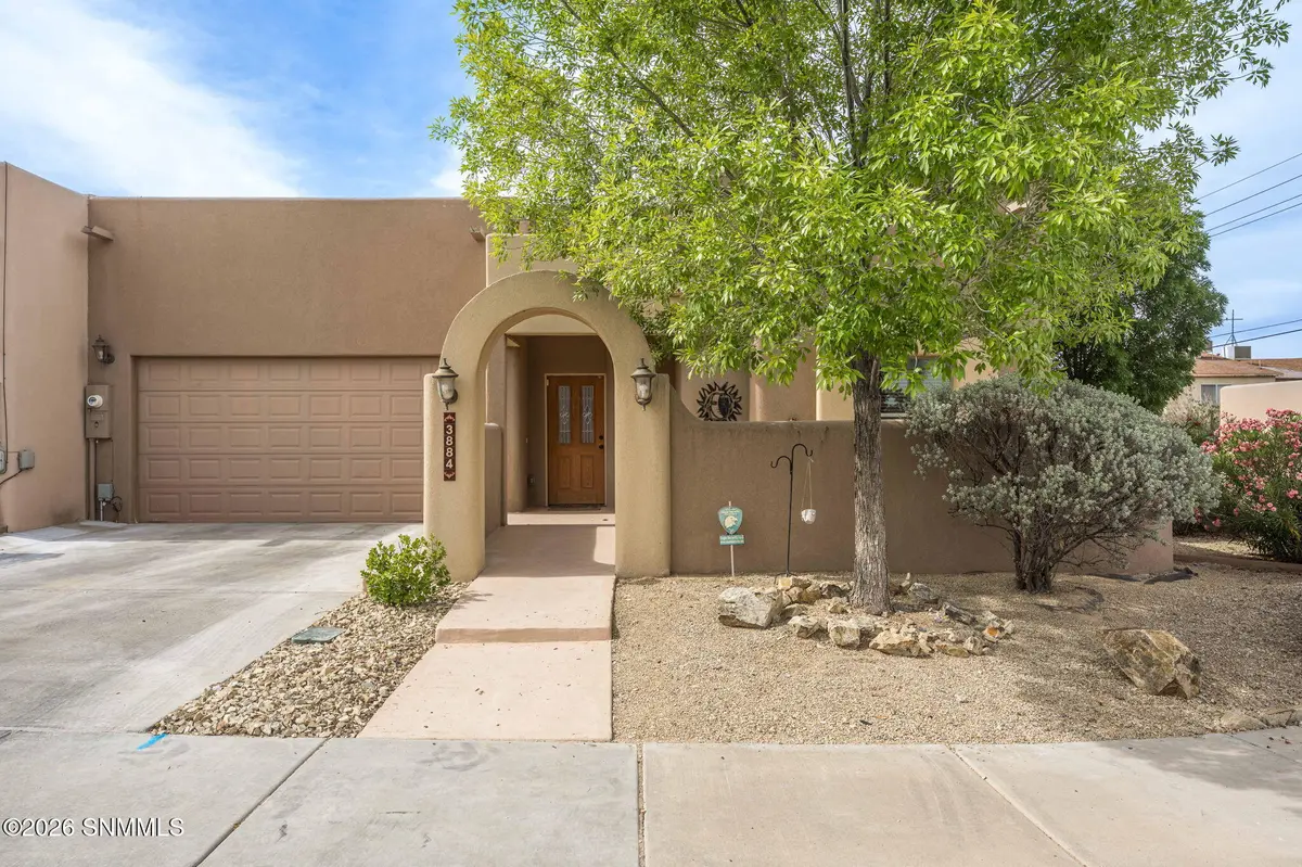 3884 Adriatic RD, Las Cruces, NM 88012