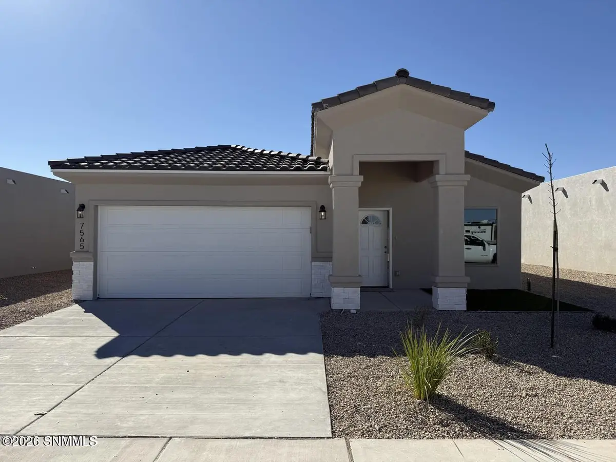 7565 Clarion WAY, Las Cruces, NM 88012