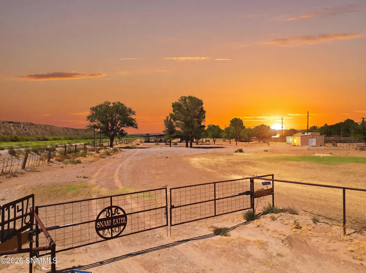1146 Eagle Wings RD, Las Cruces, NM 88012