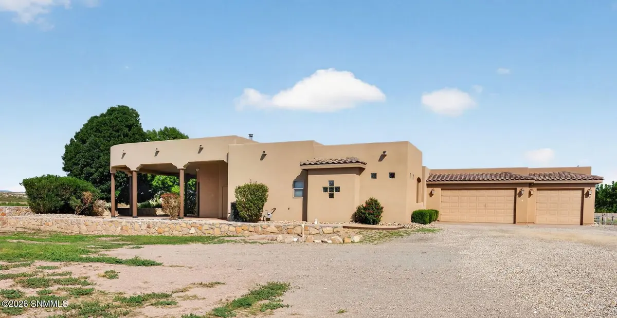 240 Providence RD, Las Cruces, NM 88007