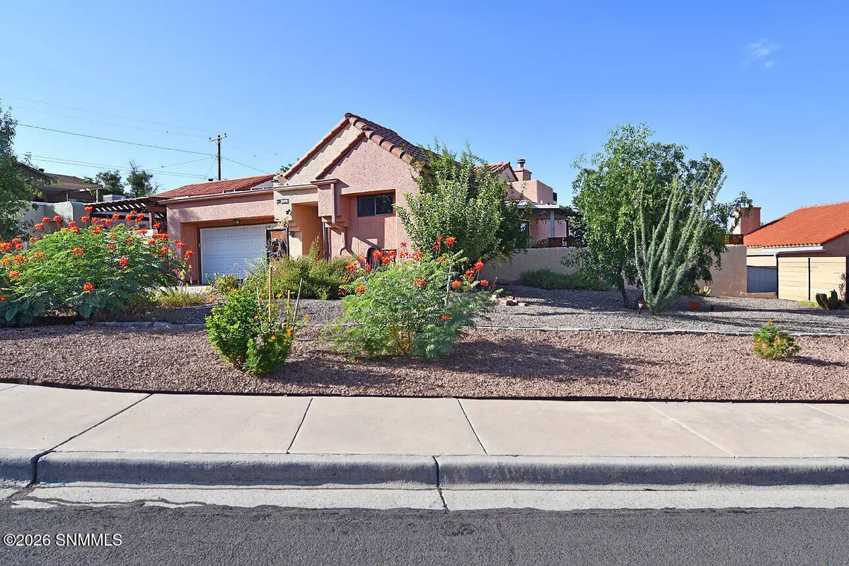 3044 La Mirada CT, Las Cruces, NM 88011