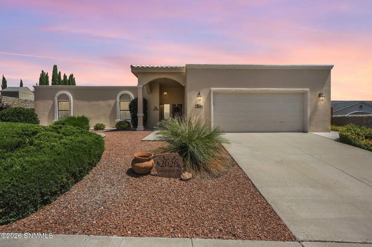 2626 Cheyenne DR, Las Cruces, NM 88011