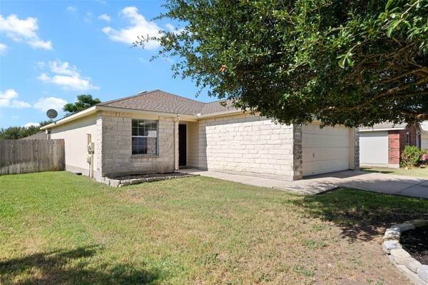 311 Phillips ST, Hutto, TX 78634