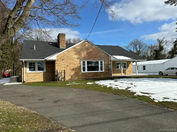 125 W Main ST, Kings Park, NY 11754