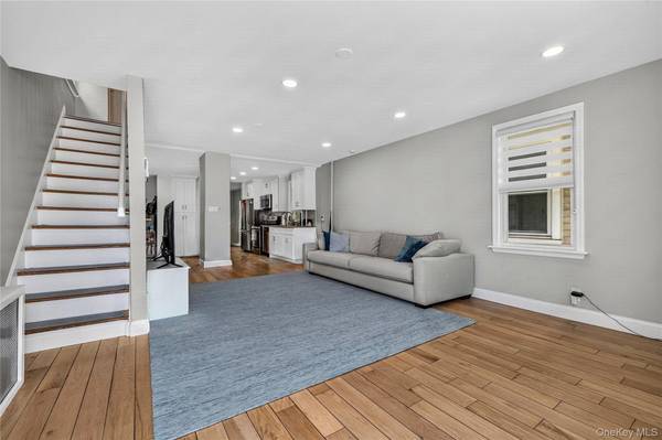 253 Court PL, Cedarhurst, NY 11516