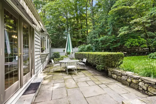 59 Peach CT, Goldens Bridge, NY 10526