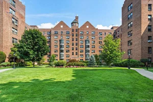 196 Garth #1F, Scarsdale, NY 10583