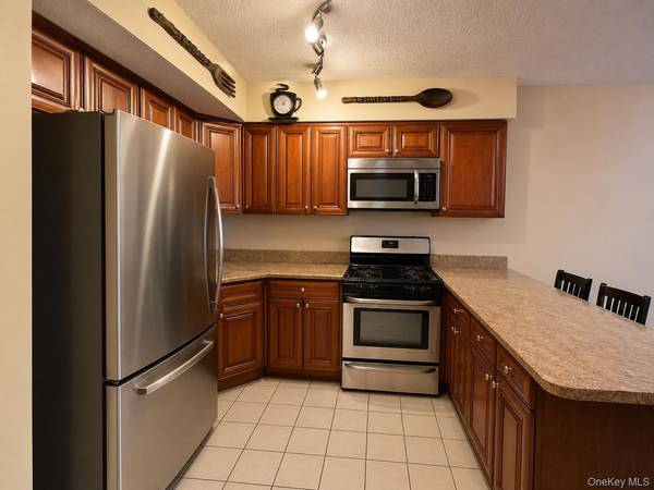 54-09 108th ST #1C, Corona, NY 11368
