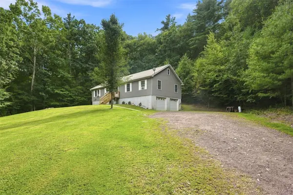201 County Route 31, Glen Spey, NY 12737