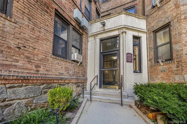 758 Brady AVE #112, Bronx, NY 10462