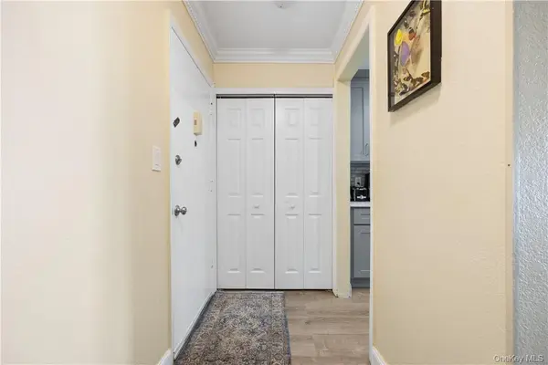 315 Woodland Hills RD, White Plains, NY 10603