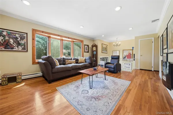 2650 Harvey AVE, Oceanside, NY 11572