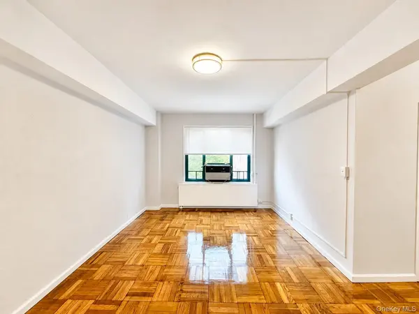 1569 Metropolitan AVE #6I, Bronx, NY 10462