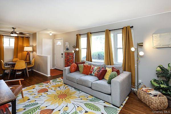 384 Michigan AVE, Massapequa Park, NY 11762