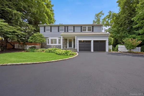11 Prospect RD, Centerport, NY 11721