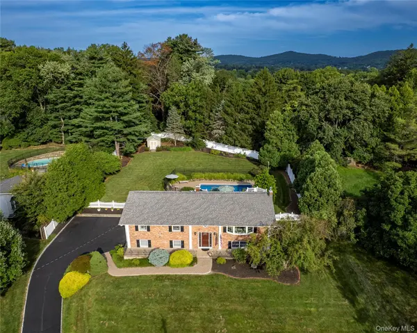 619 Russet RD, Valley Cottage, NY 10989