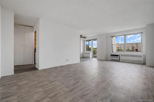 2550 Olinville AVE #7E, Bronx, NY 10467